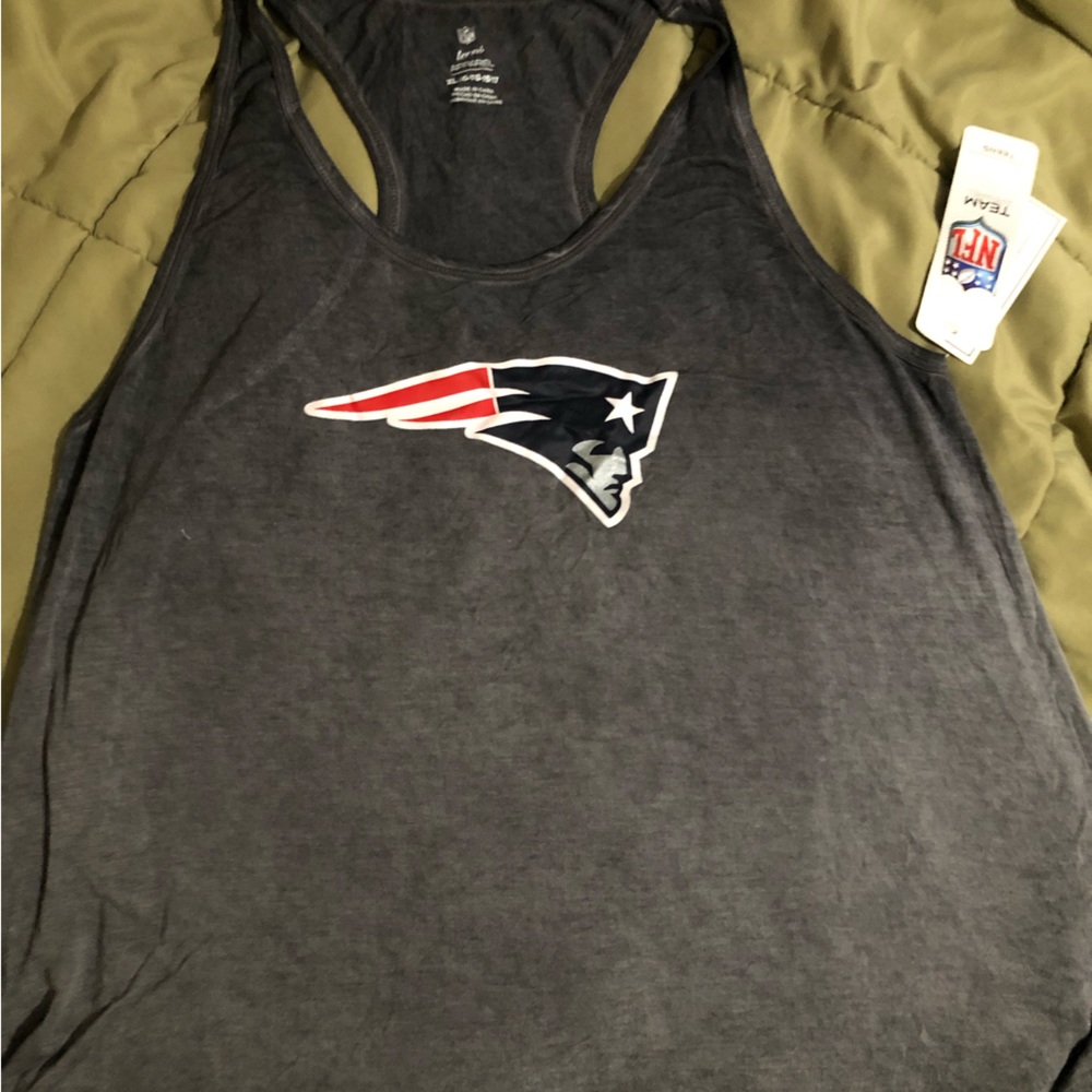 NWT juniors xl grey New England Patriots racer back tank top